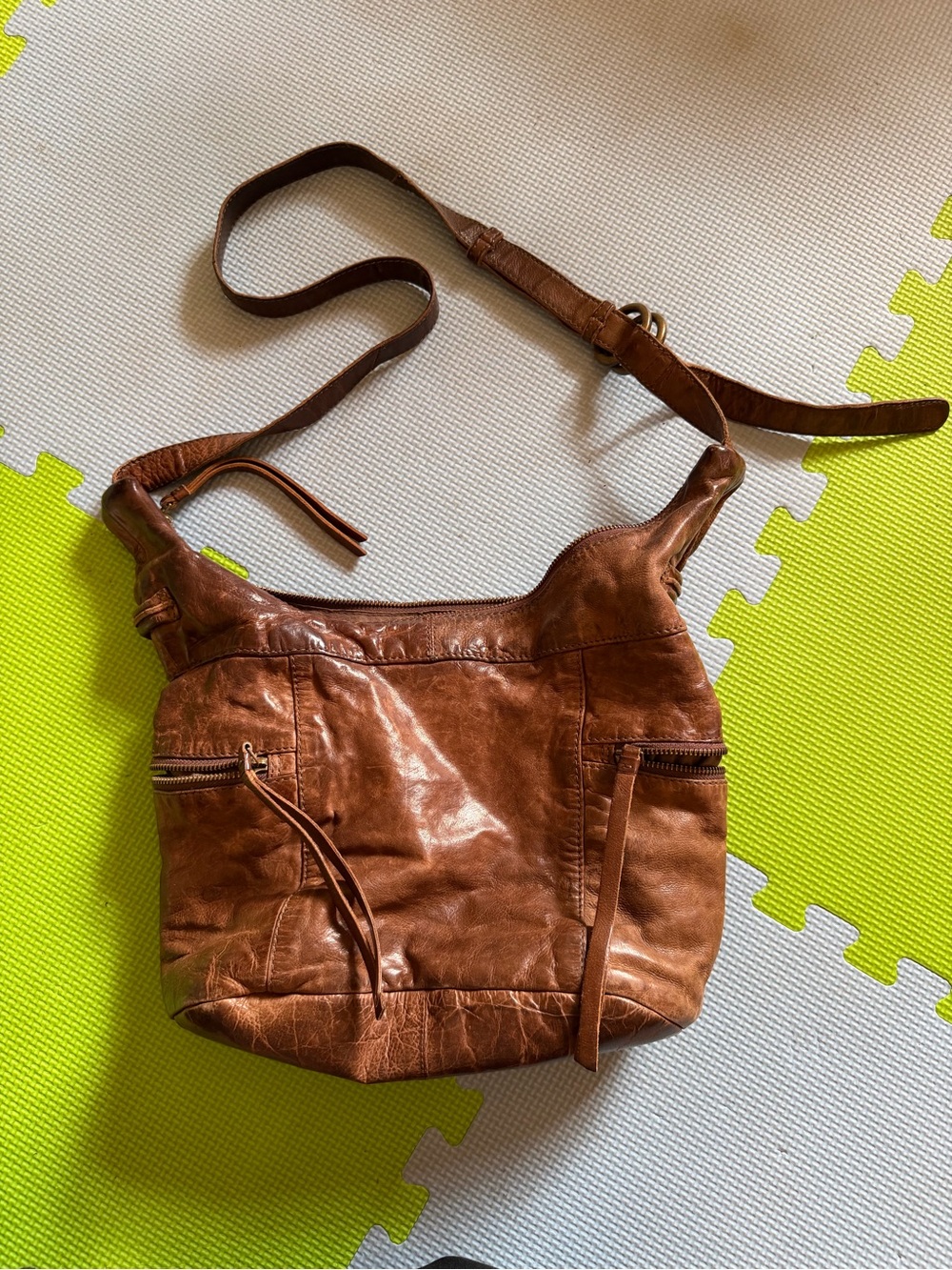 Frye Brown Leather Crossbody Bag - Classic Everyday Shoulder Purse